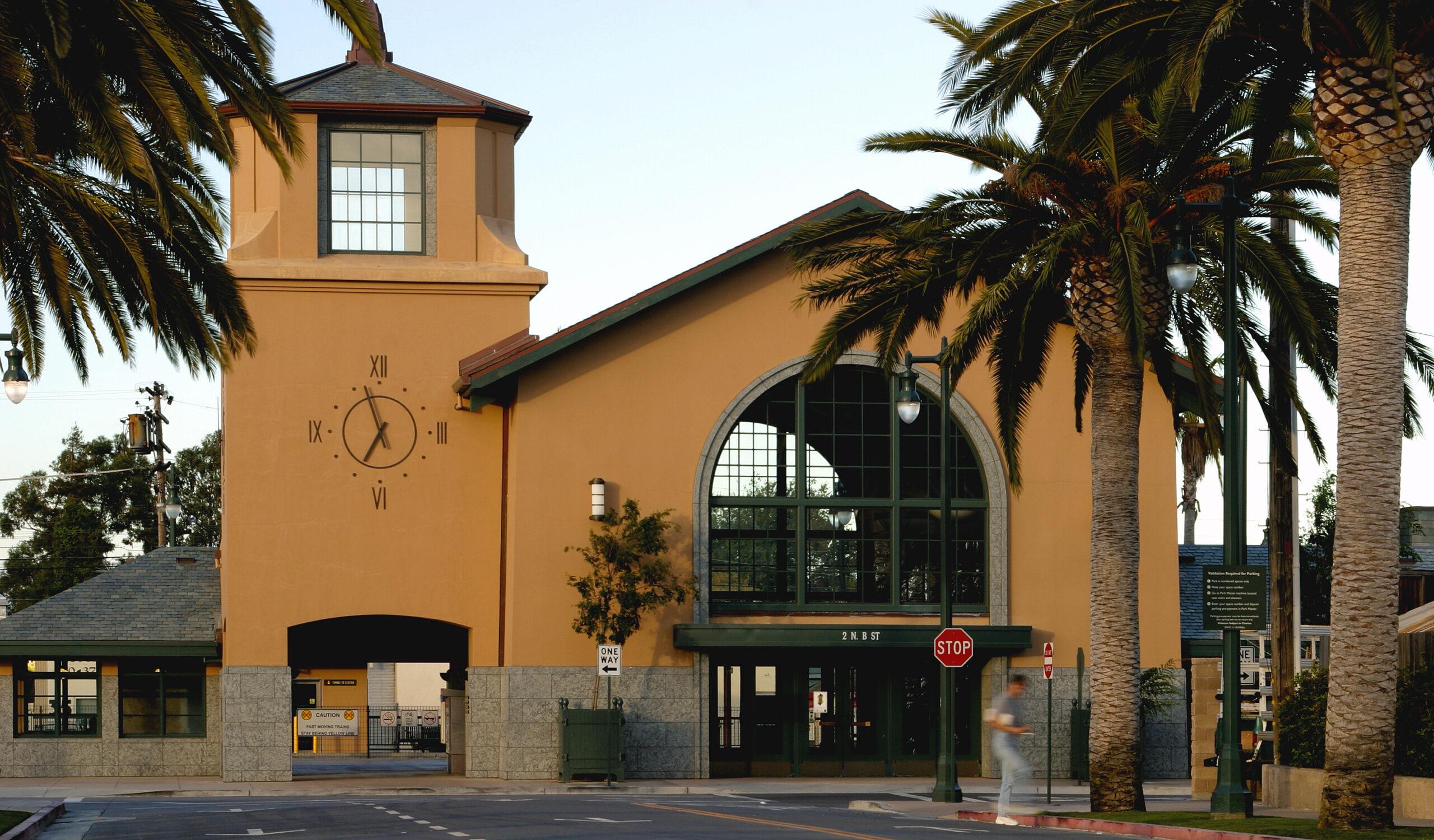 San Mateo Train Station
